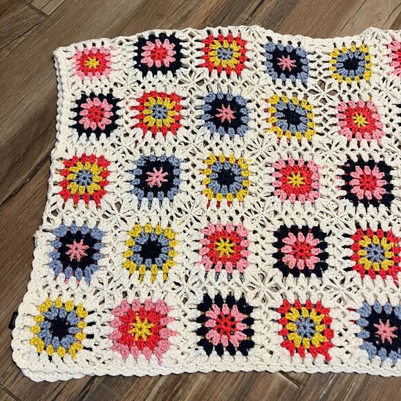 Anthropologie Saachi Crocket Colorblock Granny Square Poncho OS EUC - Picture 9 of 10